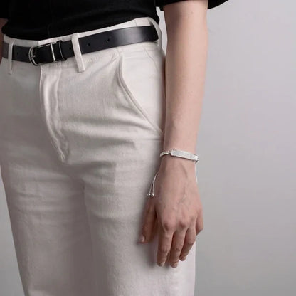 [EN] The Tetra band worn with everyday clothes